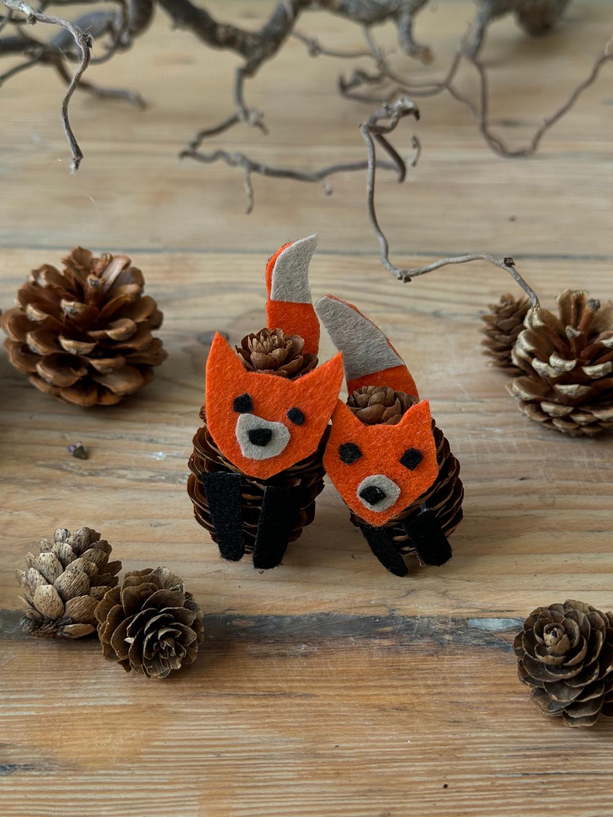 D.I.Y Pine Cone Animal Family