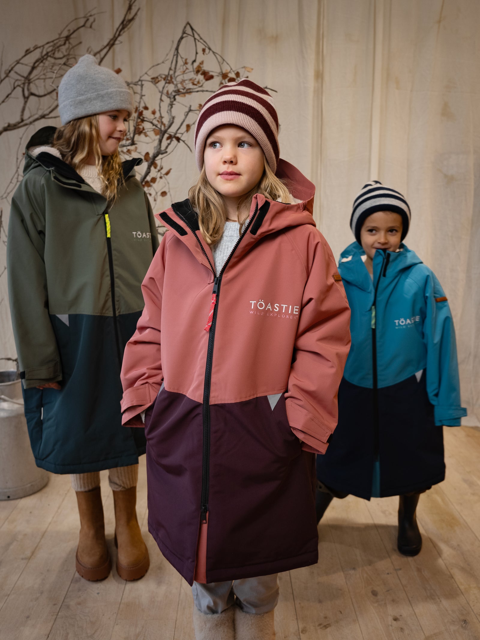 Kids Weatherproof Changing Robe | Rose Pink