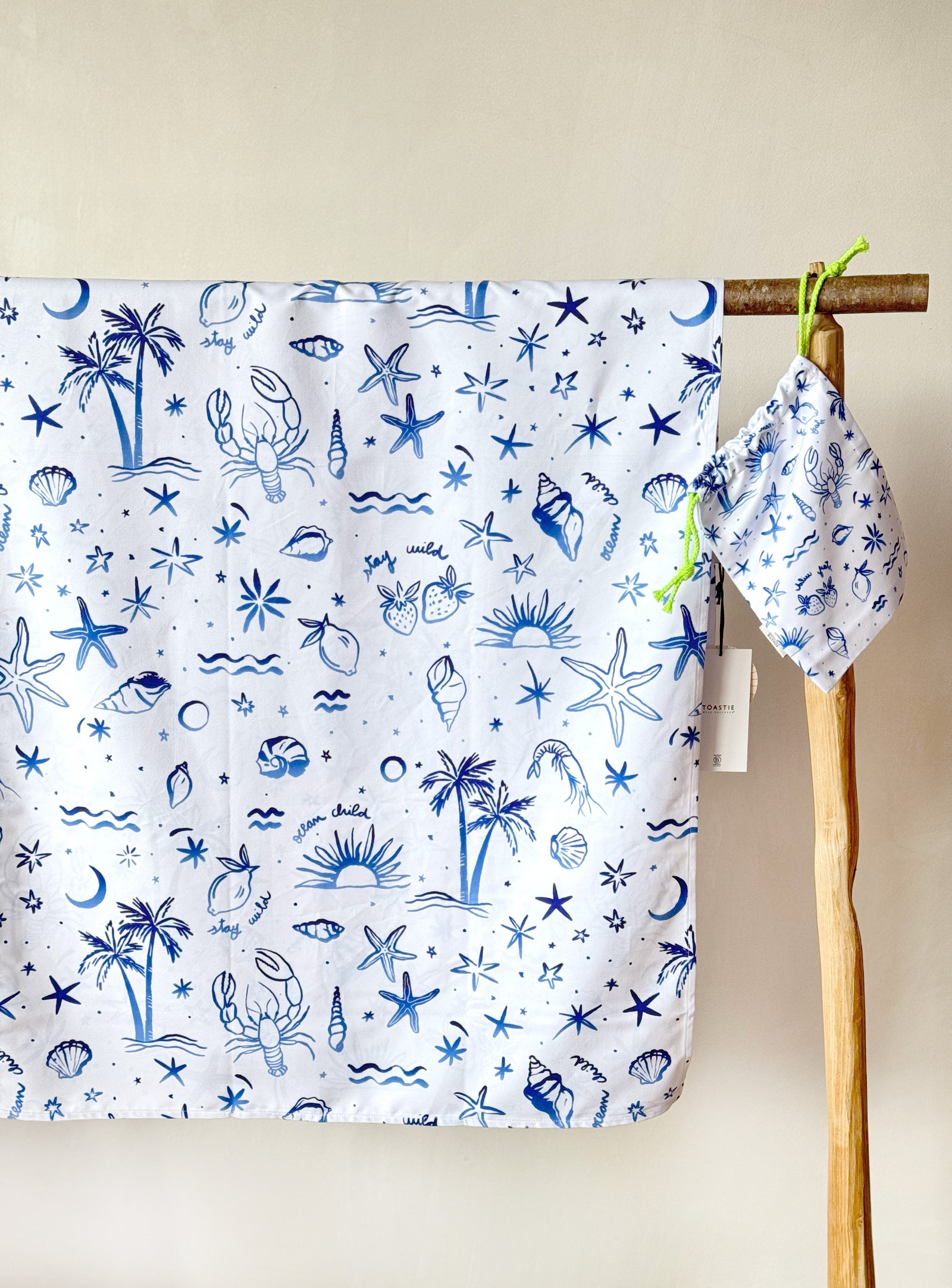 Printed Microfibre Towel | Jewels of the Sea