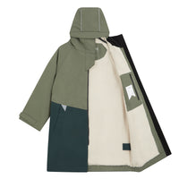 Kids Weatherproof Changing Robe | Antique Olive